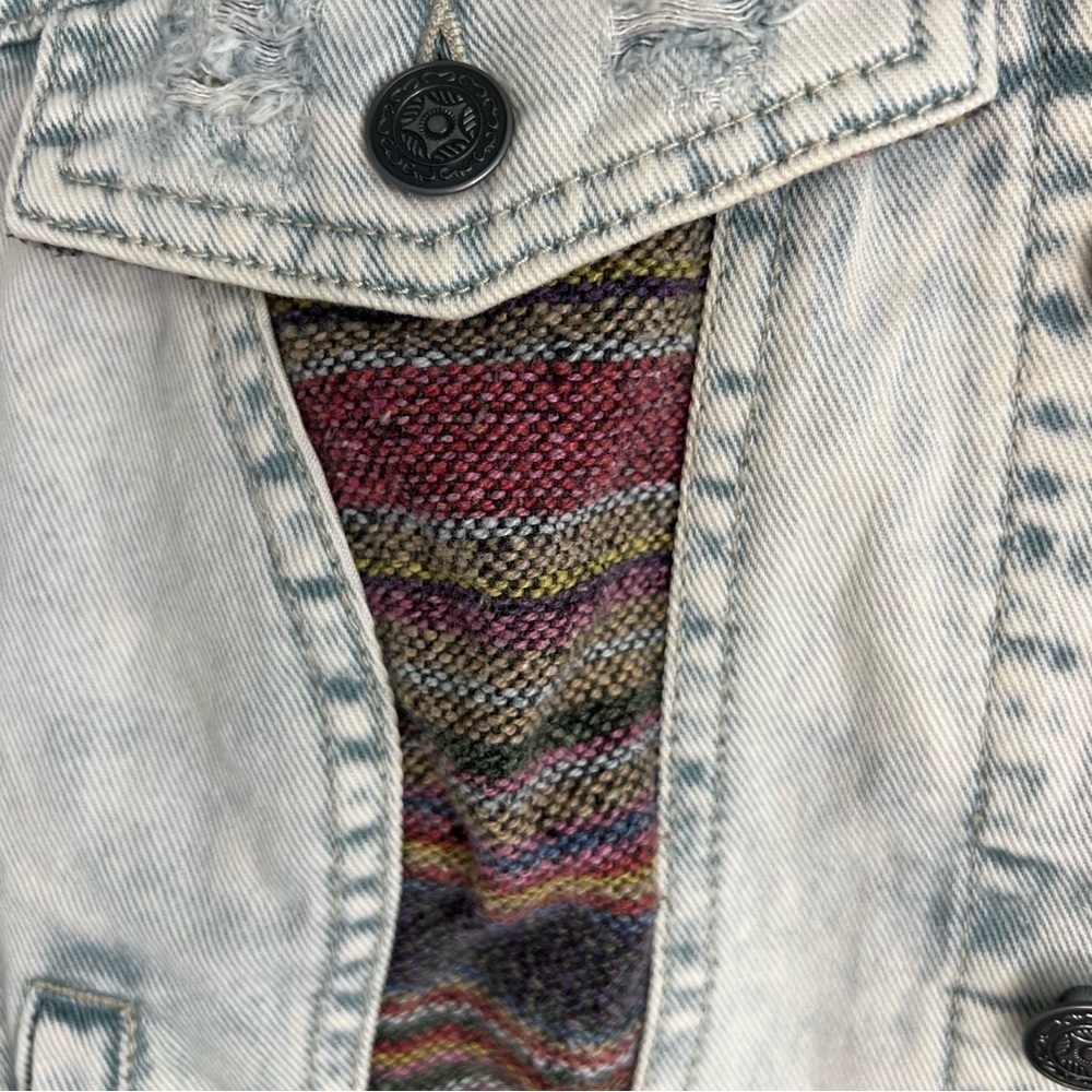 Free People Womens Baja Jean Jacket Trash White Wash Denim Sz 6 Distressed - Picture 7 of 16